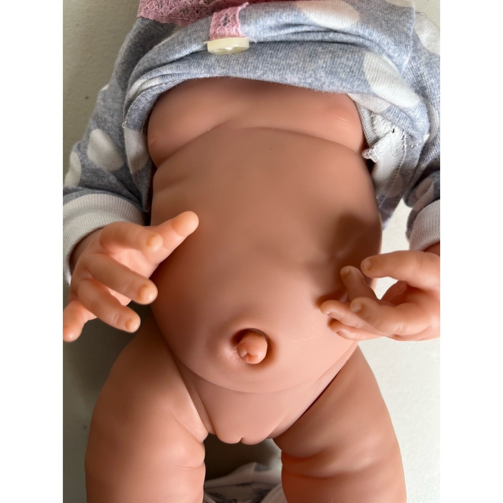 Berenguer 02-10 Baby Girl Doll Anatomically Correct Realistic Newborn All-Vinyl - Picture 9 of 9